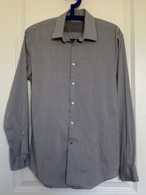 Calvin Klein Men’s Light Gray Dress Shirt